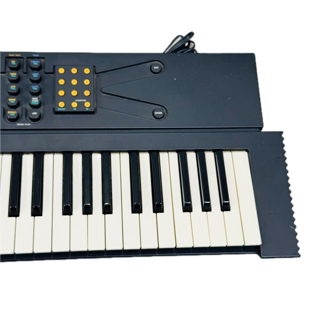 Yamaha SY-200